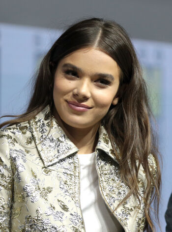 Full leaked Hailee steinfeld  page private onlyfans photo