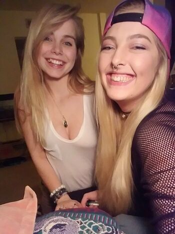 Full leaked Haileeandkendra private onlyfans photo