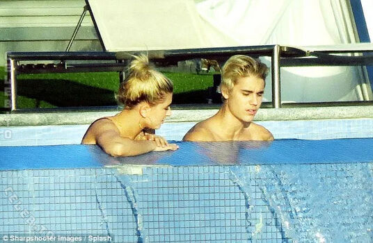 Hailey Bieber