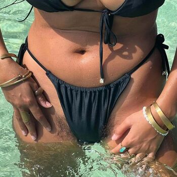 🔥 Hairy women  page leaked private photo uncensored full