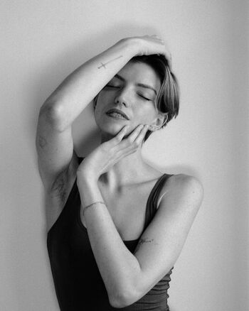 🔥 Hairy women leaked private photo uncensored full