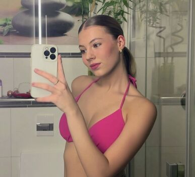 hannah.bng