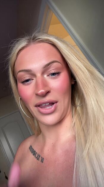 Full leaked Hannah grace private onlyfans photo