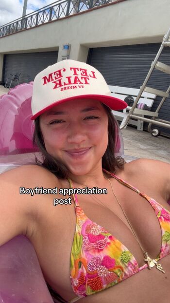Hannah Lee