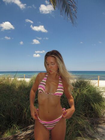 Full leaked Hannah lutz private onlyfans photo