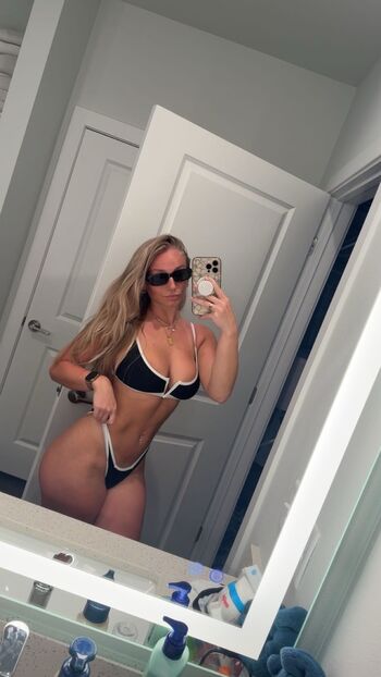 Full leaked Hannah woods page private onlyfans photo