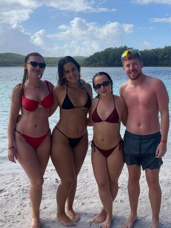Full leaked Havealaffwithsaff private onlyfans photo