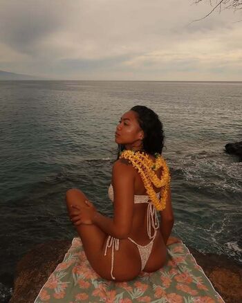 Hawaii Baddies