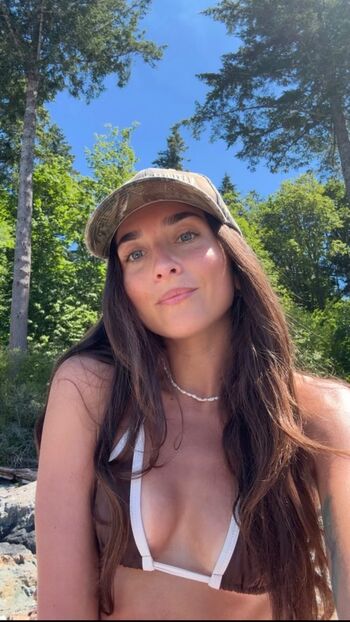 Full leaked Hayley gendron private onlyfans photo