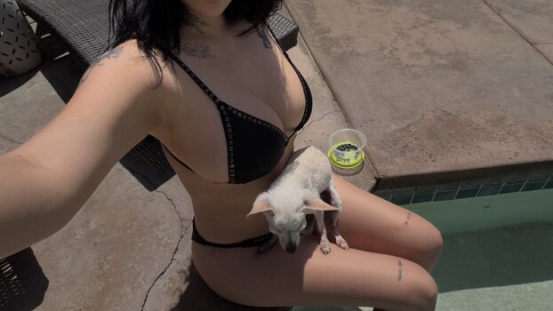 Full leaked Heidikinnns private onlyfans photo