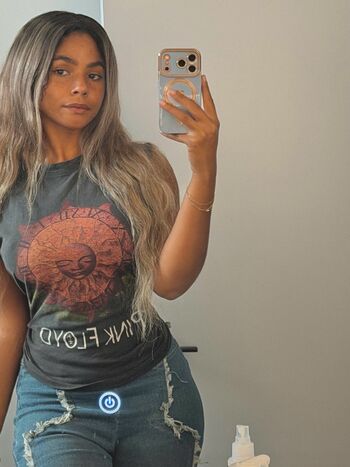 Helayna Marie