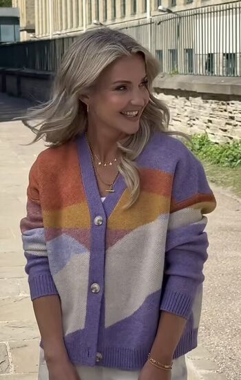 Helen Skelton