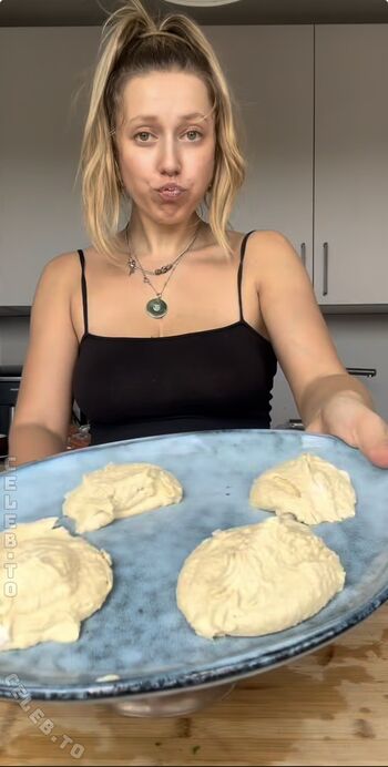 Full leaked Helenaastoll private onlyfans photo