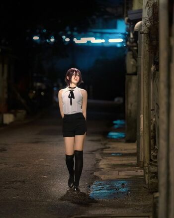 Helenyan083