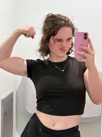 Full leaked Helmet girl private onlyfans photo