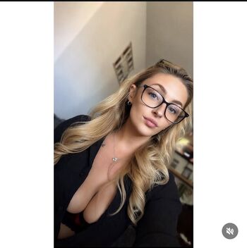 Hiddenblonde
