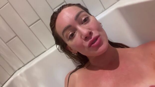 Full leaked Hilary duff private onlyfans photo