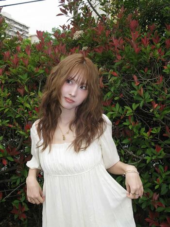 Hirai Momo
