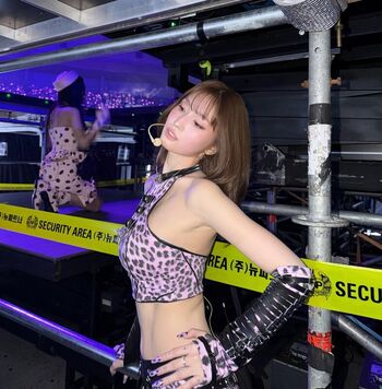 Hirai Momo