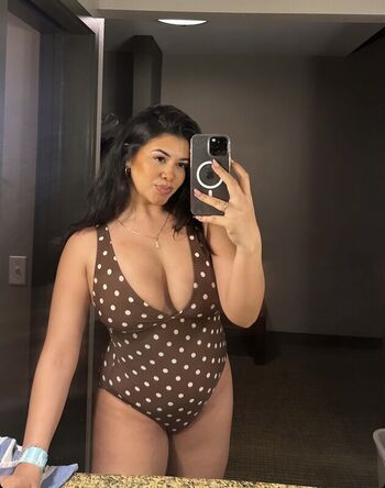 Full leaked Hispanic private onlyfans photo