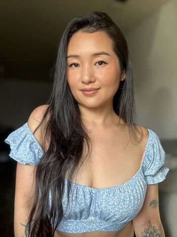 Hmong Milf