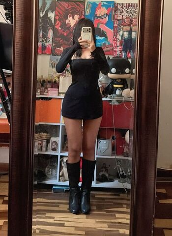 Full leaked Holisofi private onlyfans photo