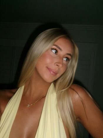 Full leaked Holly griffith page private onlyfans photo