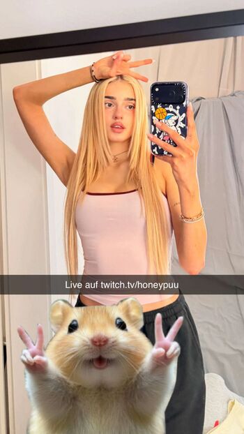 Full leaked Honeypuu private onlyfans photo