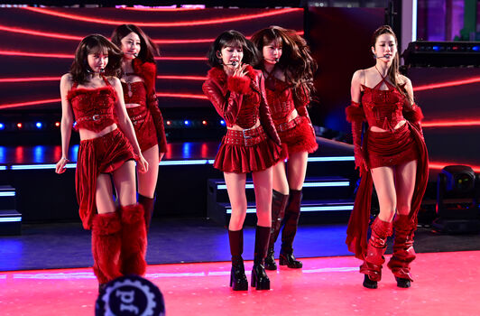 🔥 Huh yunjin  page leaked private photo uncensored full