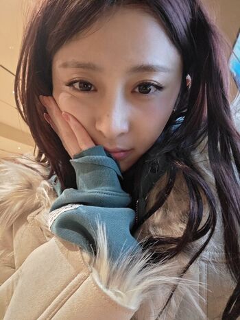 🔥 Huh yunjin  page leaked private photo uncensored full