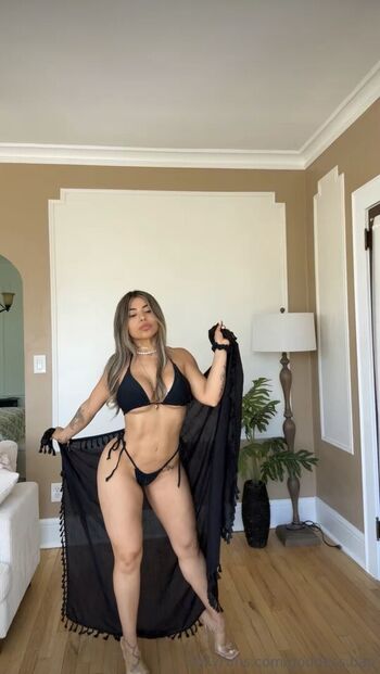 iamjessenia