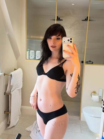 🔥 Ickypeach leaked private photo uncensored full