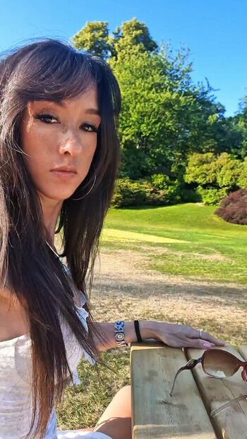 Full leaked Illeeria private onlyfans photo
