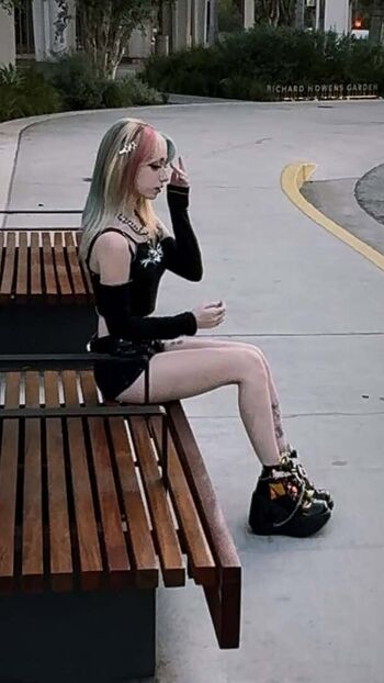 🔥 Iluvmeww page leaked private photo uncensored full