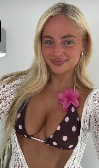 Imogen Grace