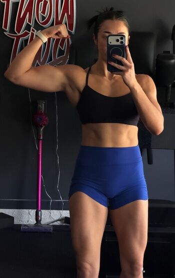 Indi Hartwell