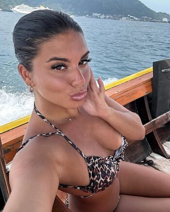 Ines Sberro