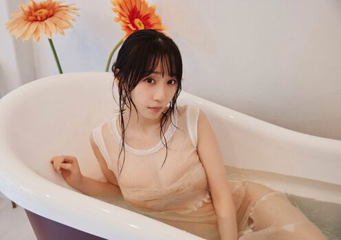 Full leaked Iorimoe five page private onlyfans photo