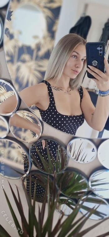 Full leaked Is bella private onlyfans photo