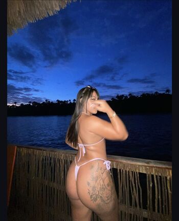 isadora_ianara