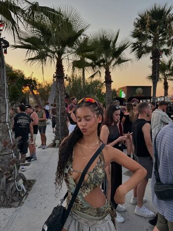 Full leaked Isseyobm private onlyfans photo
