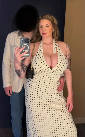 Full leaked Itshannahowo page private onlyfans photo