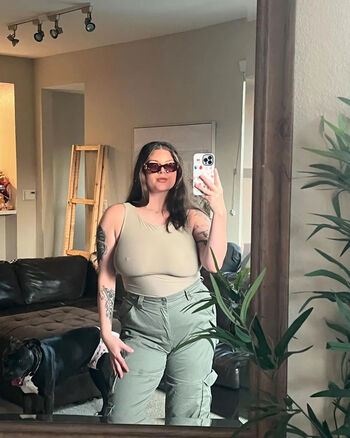 Full leaked Itshannahowo private onlyfans photo