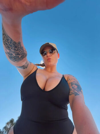Full leaked Itshannahowo private onlyfans photo