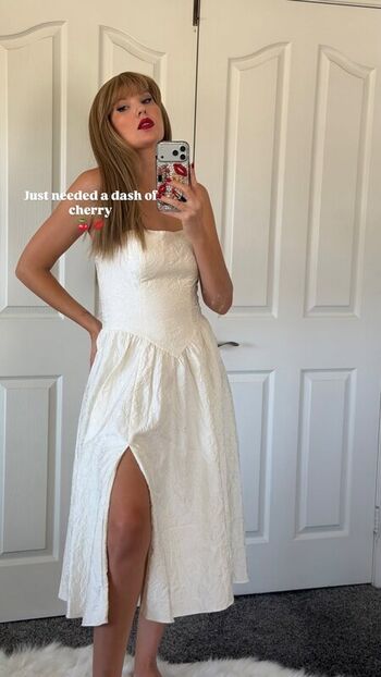 Full leaked Itsjustblondie  page private onlyfans photo