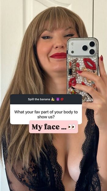 Full leaked Itsjustblondie  page private onlyfans photo