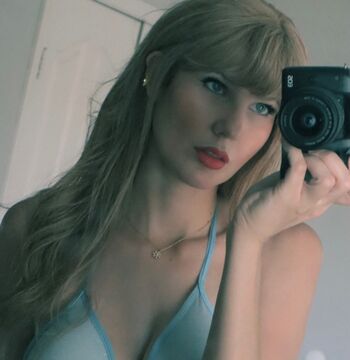 ItsJustblondie