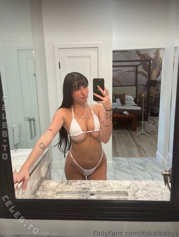 Full leaked Itskatbabyy private onlyfans photo