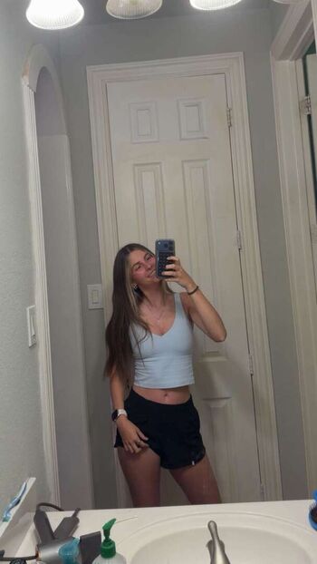Full leaked Itslexismith  page private onlyfans photo