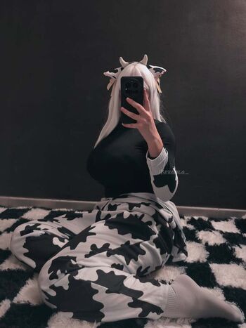 Full leaked Itsmoonica private onlyfans photo